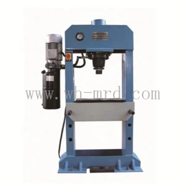 H Tipo galios rankinis paspaudimas